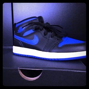Air Jordan 1 Mid Retro Royal OG 2017